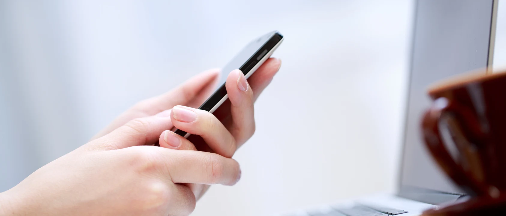 contact-banner